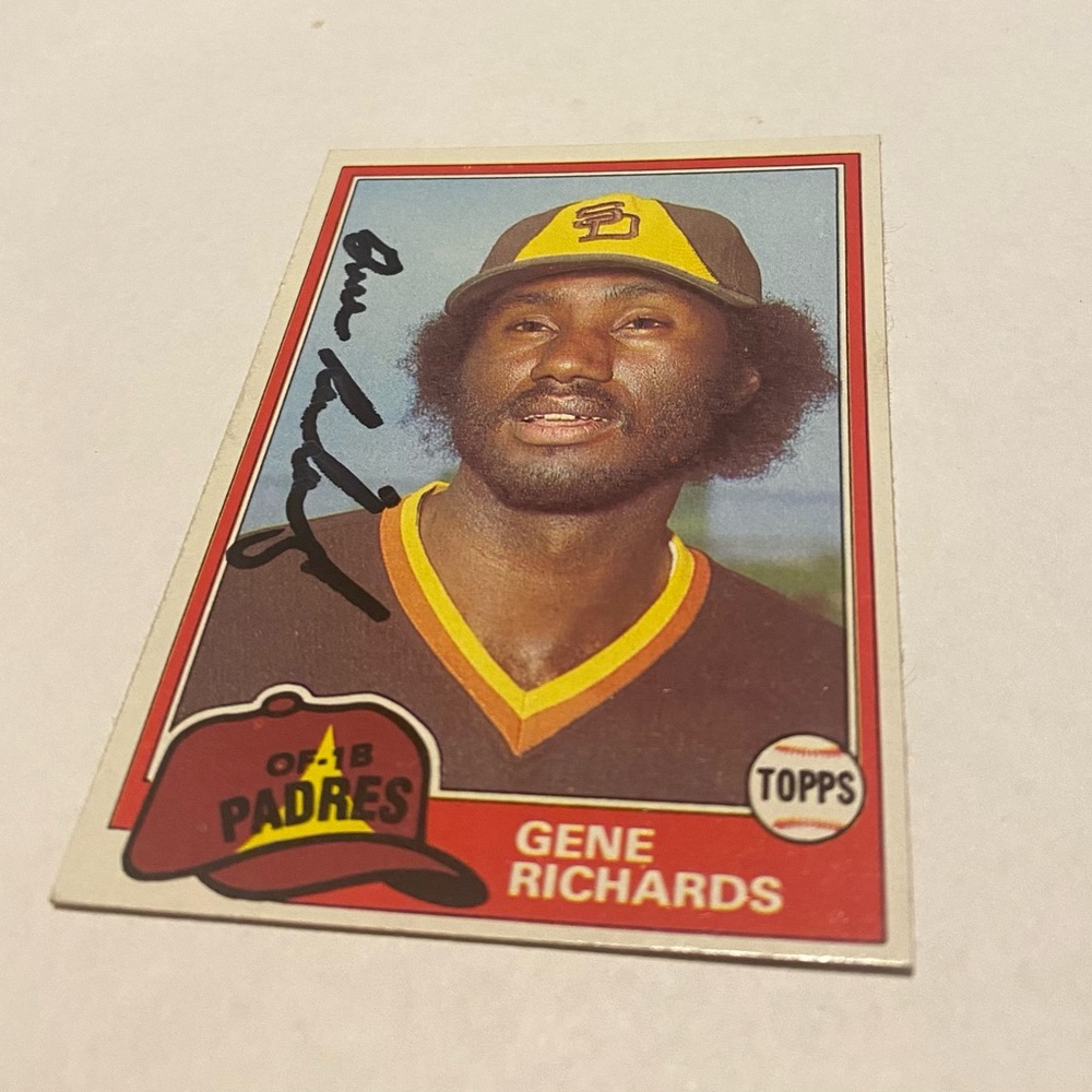 Gene Richards AUTOGRAPHED 1981 Topps Baseball Card vintage collectible - Picture 2 of 3